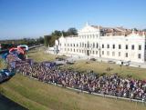 gli 8000 partecipanti alla partenza